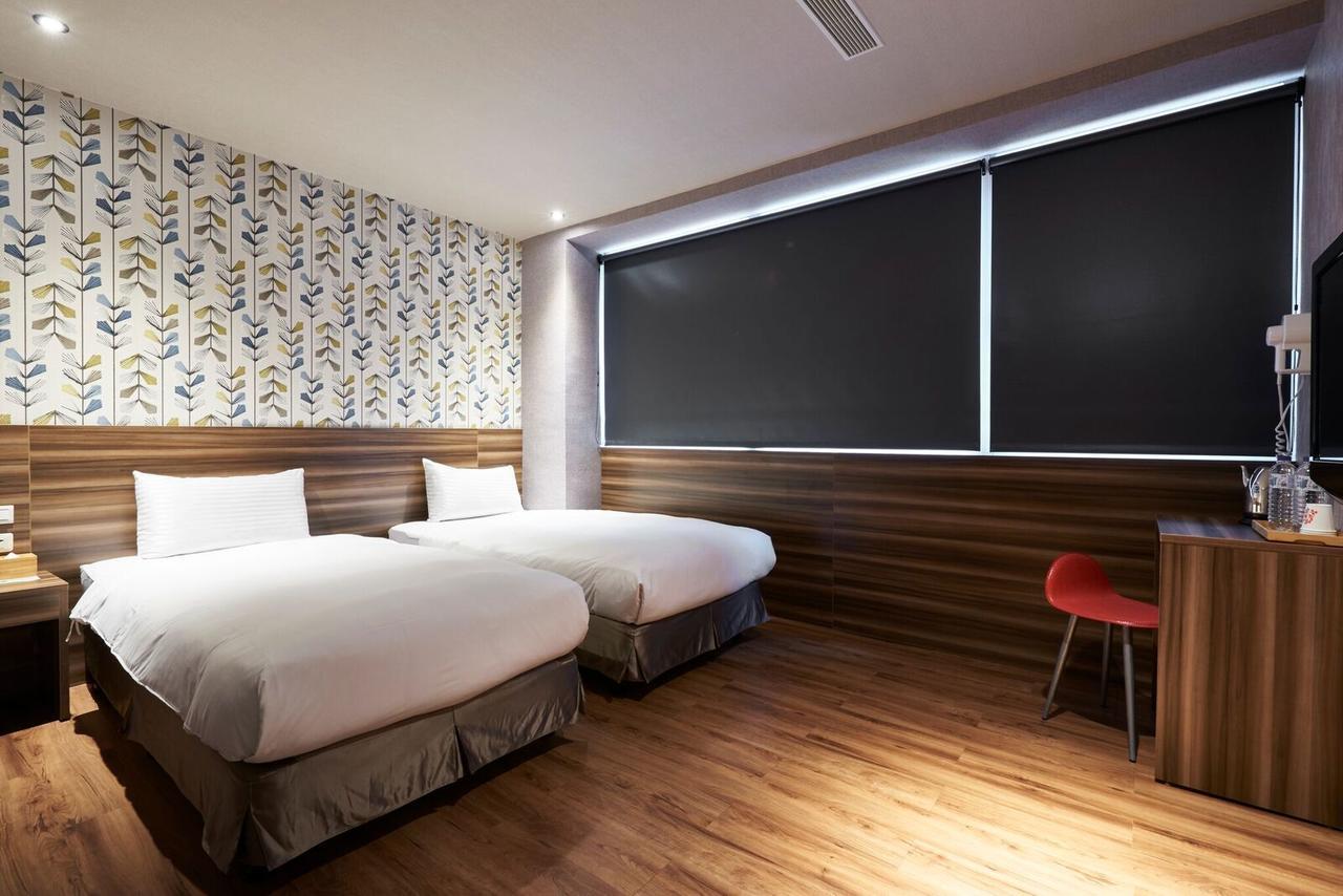 Tomorrow Hotel Taipei Bagian luar foto