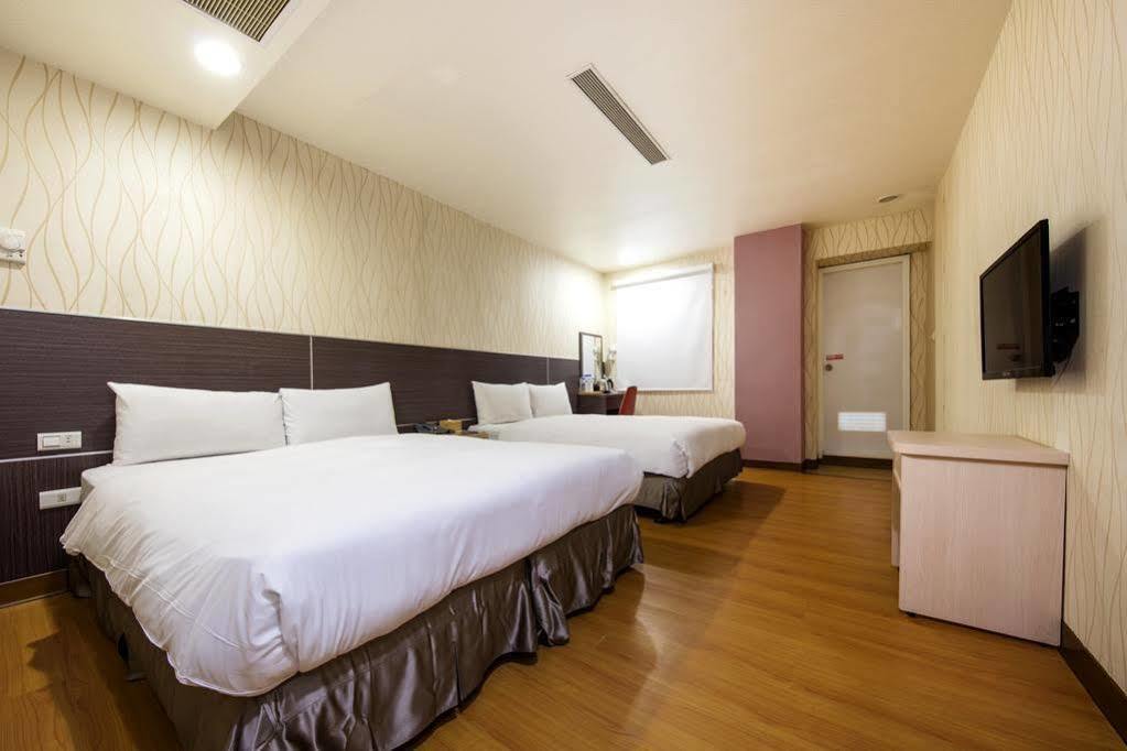 Tomorrow Hotel Taipei Bagian luar foto